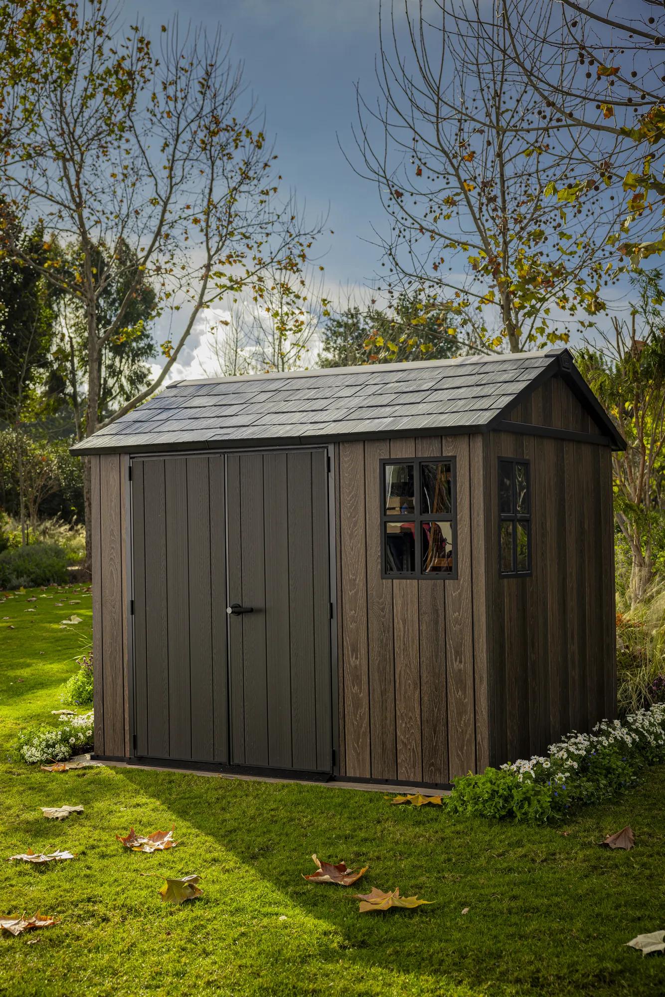 Apex 7.5x9 Gartenhaus - 230x287x246cm - Walnuss