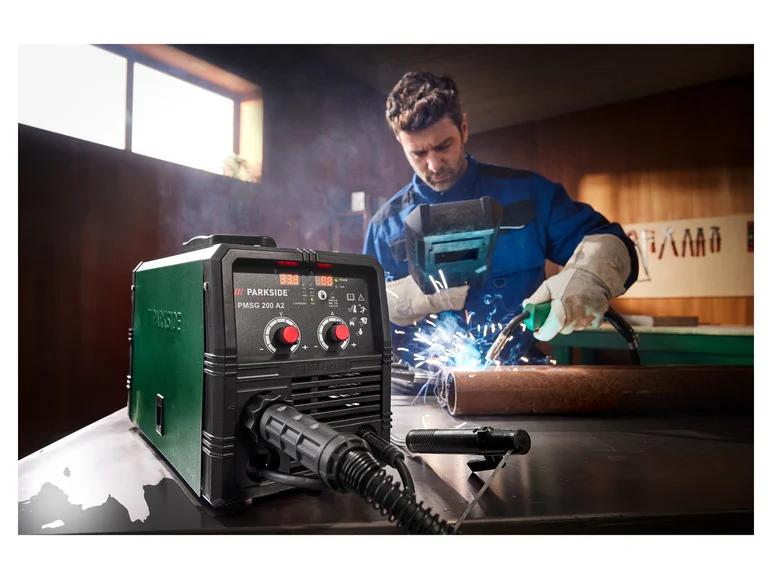 PARKSIDE® Poste à souder multi-procédés PMSG 200 A2. 4 300 W